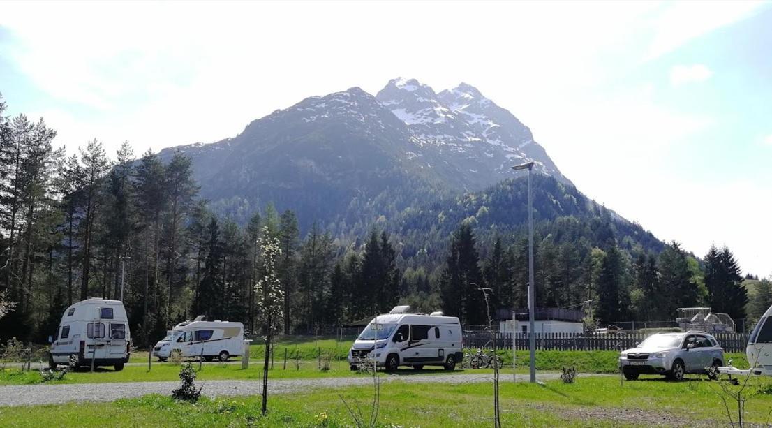 Camping Lechtal Vorderhornbach 外观 照片