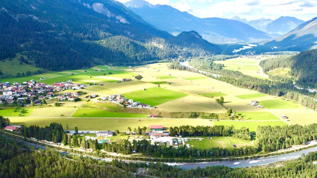 Camping Lechtal Vorderhornbach 外观 照片