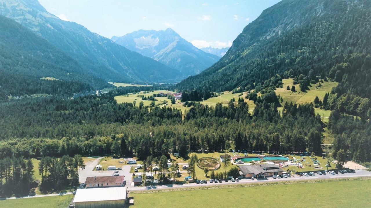 Camping Lechtal Vorderhornbach 外观 照片